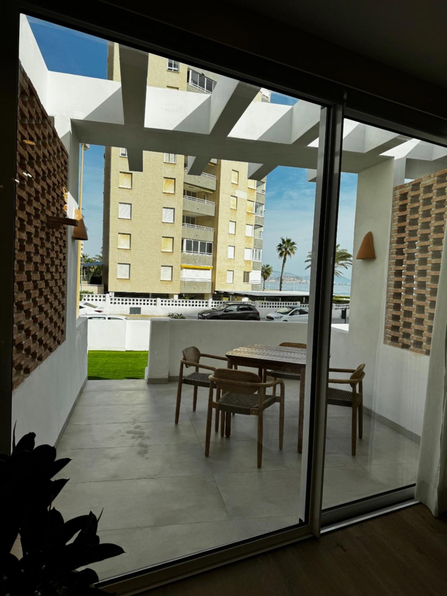 Reyes Catolicos Premium Beach, Playa Urbanova, Аликанте Екстериор снимка