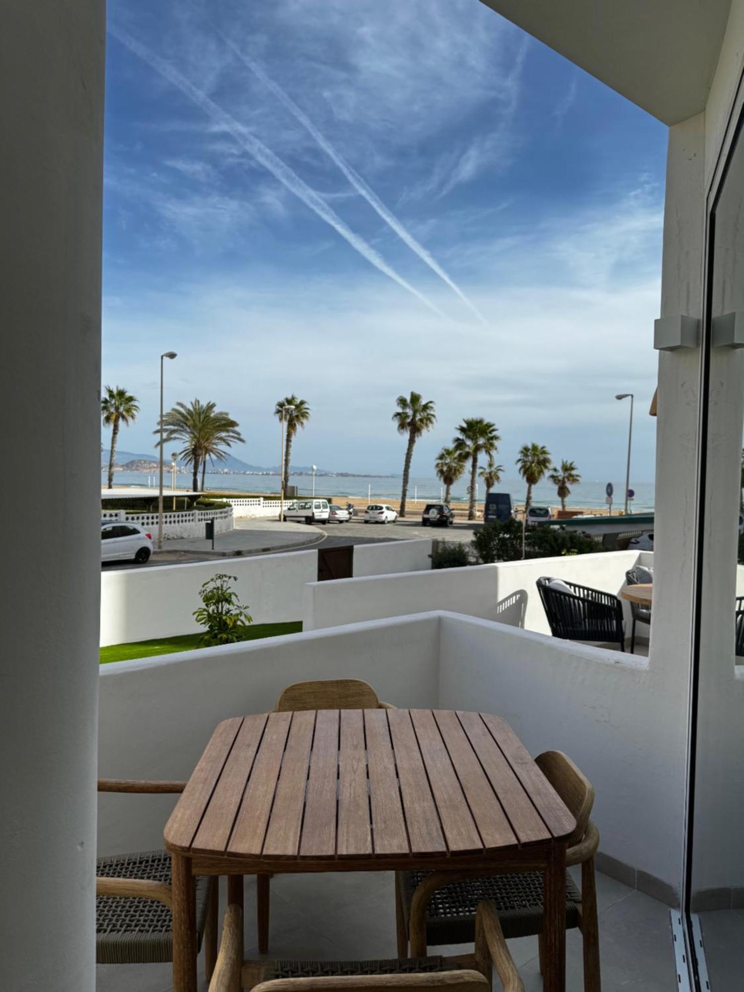 Reyes Catolicos Premium Beach, Playa Urbanova, Аликанте Екстериор снимка