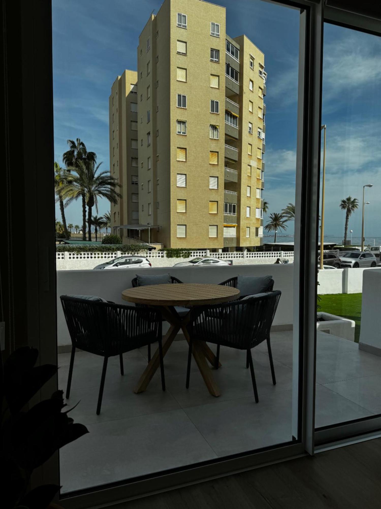 Reyes Catolicos Premium Beach, Playa Urbanova, Аликанте Екстериор снимка