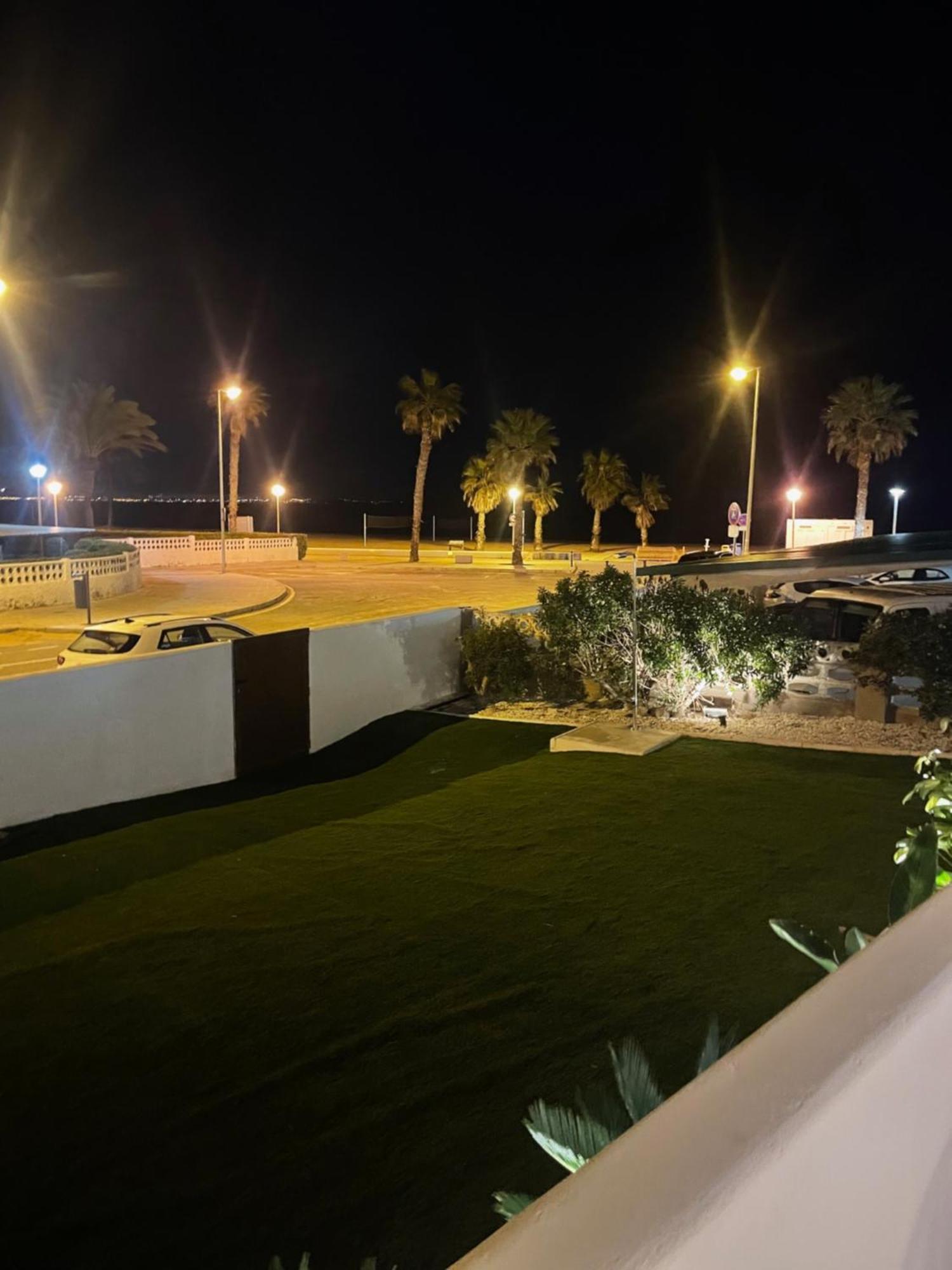 Reyes Catolicos Premium Beach, Playa Urbanova, Аликанте Екстериор снимка