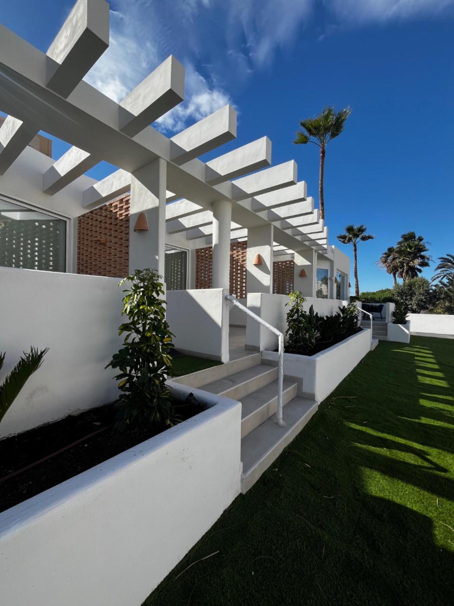 Reyes Catolicos Premium Beach, Playa Urbanova, Аликанте Екстериор снимка