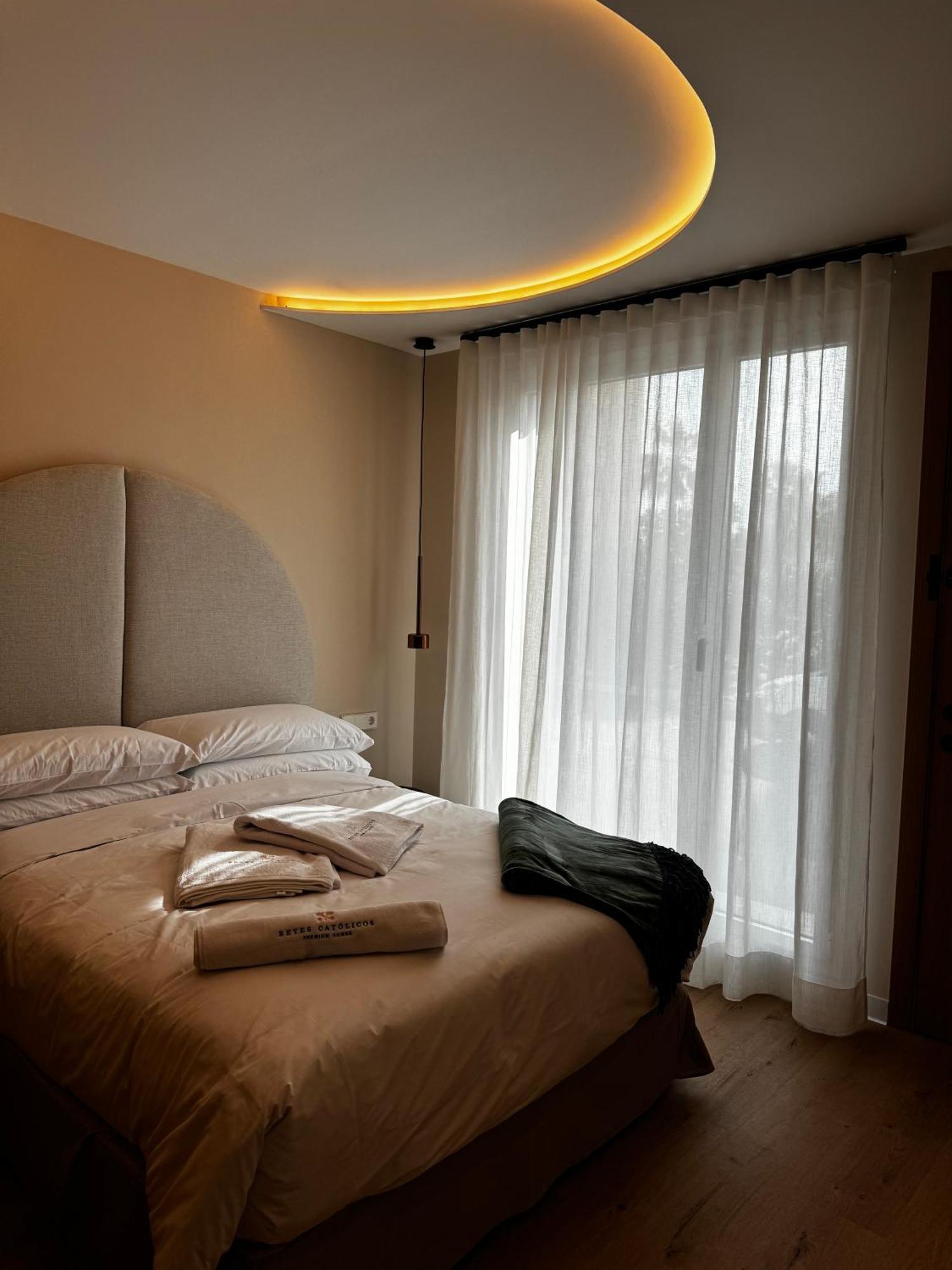 Reyes Catolicos Premium Beach, Playa Urbanova, Аликанте Екстериор снимка