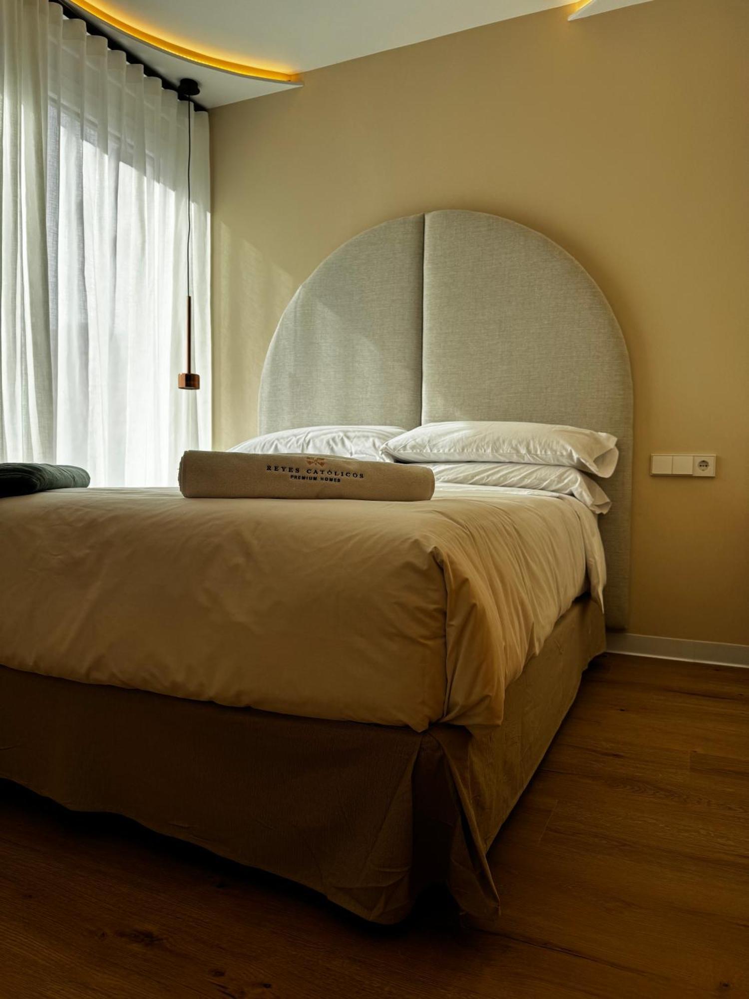 Reyes Catolicos Premium Beach, Playa Urbanova, Аликанте Екстериор снимка