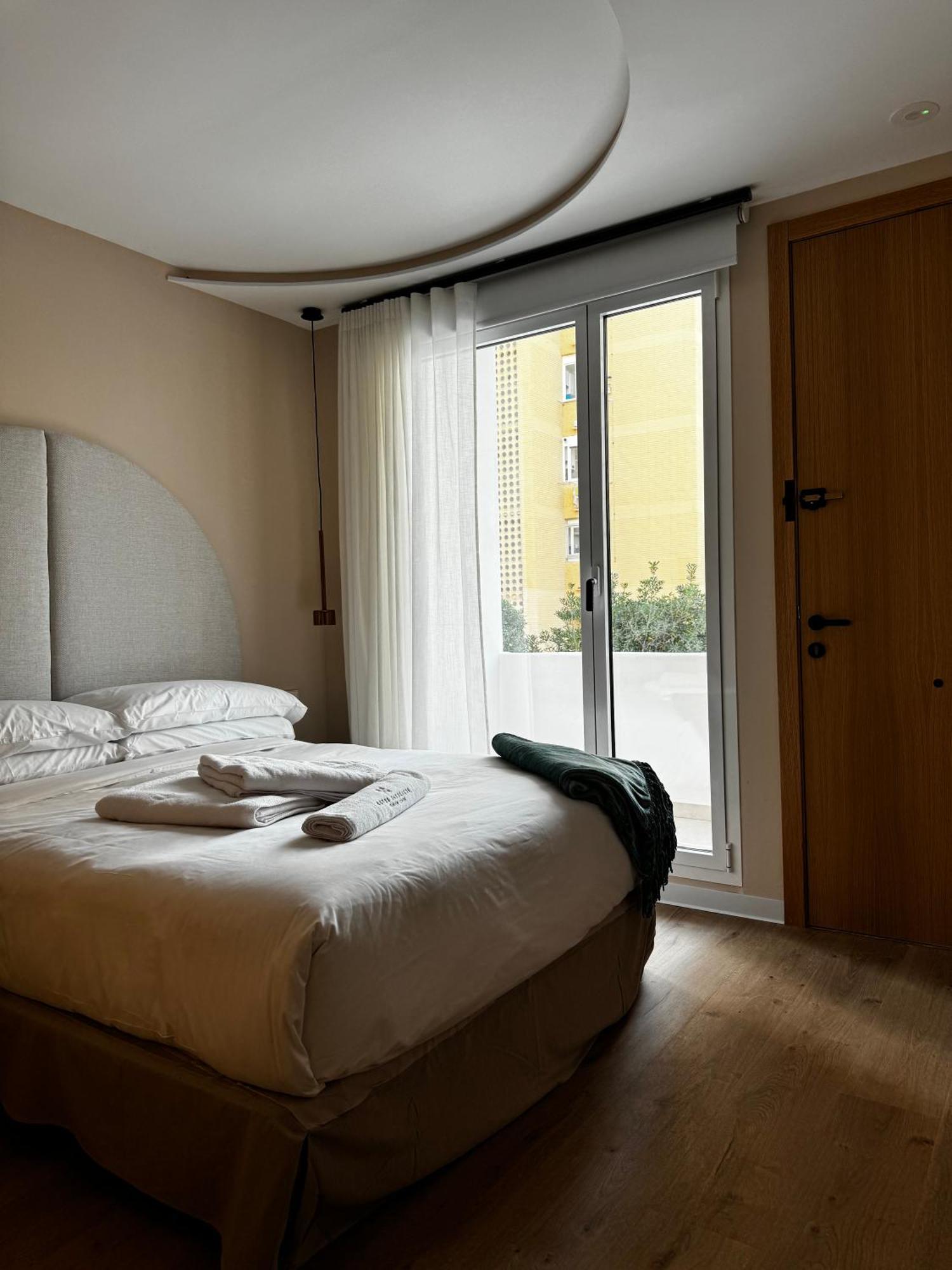 Reyes Catolicos Premium Beach, Playa Urbanova, Аликанте Екстериор снимка