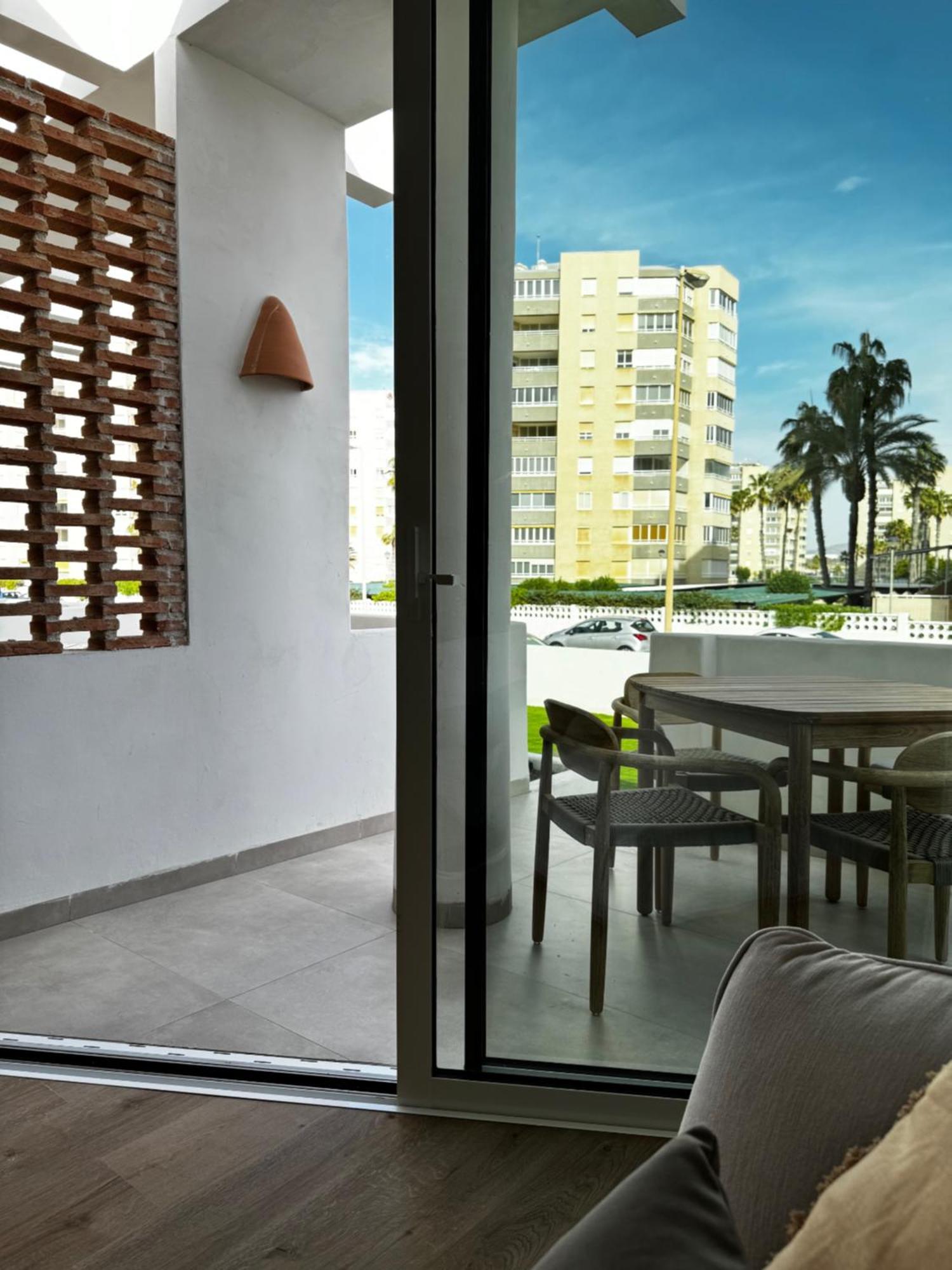 Reyes Catolicos Premium Beach, Playa Urbanova, Аликанте Екстериор снимка