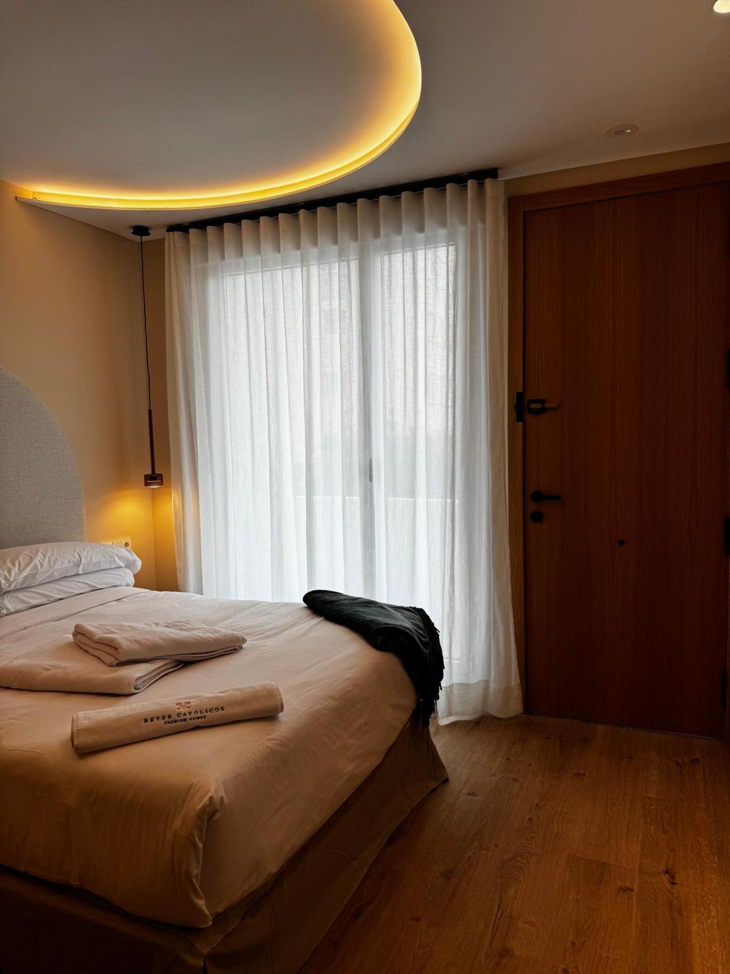 Reyes Catolicos Premium Beach, Playa Urbanova, Аликанте Екстериор снимка